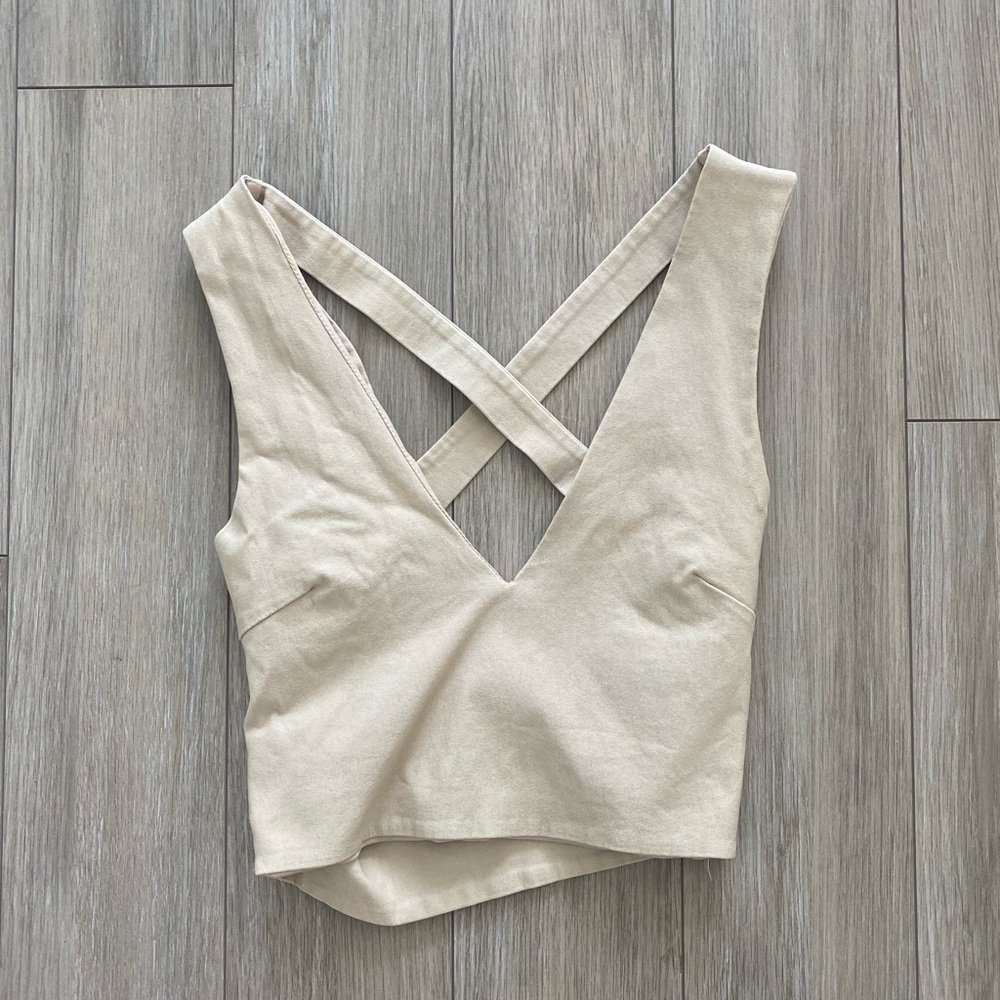 Vneck crop top